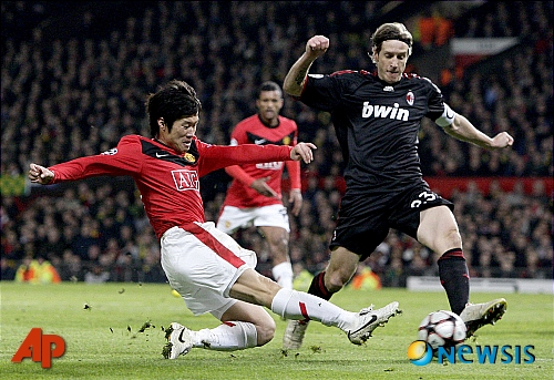 【맨체스터(영국)=AP/뉴시스】 맨체스터 유나이티드 시절 박지성, 2010년 3월 