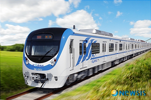 【대전=뉴시스】박희송 기자 = 코레일(사장 허준영)은 올해 말 경춘선 신상봉~춘천 구간을 달릴 신형 전동열차 총 15편성(120량) 가운데 1편성(8량)을 우선 도입, 19일부터 경의선 DMC~문산 구간에서 시운전이 시행된다. (사진=코레일 제공)&nbsp; photo@newsis.com 