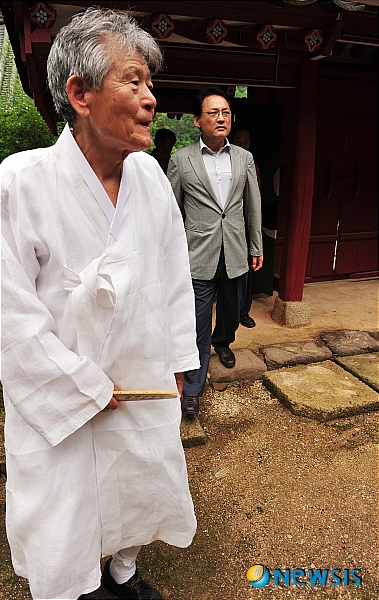 퇴계 이황 16대 종손 이근필 옹. (사진=뉴시스 DB)