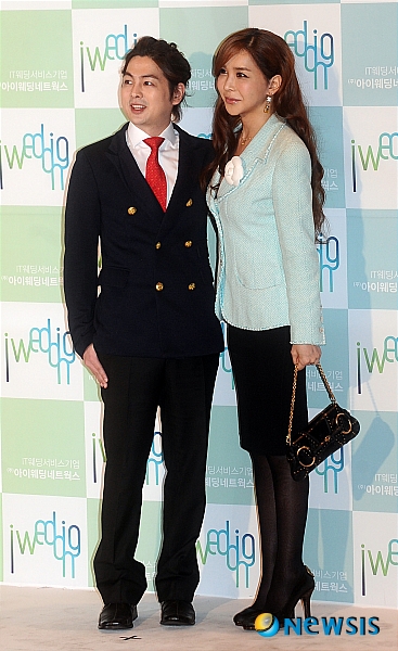 하리수·미키정 이혼···"사업실패 때문 아냐 억측 그만"