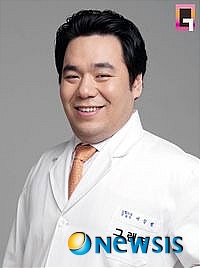 【서울=뉴시스헬스/뉴시스】 그랜드성형외과 서일범 원장. <사진=그랜드성형외과 제공> 조진성기자 jingls29@newsishealth.com
