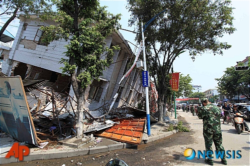 미얀마 수도 네이피도서 규모 5.5 지진...상당 피해 전망
