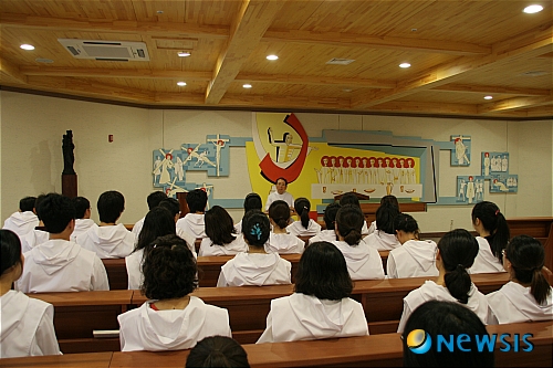 【서울=뉴시스】김정환 기자 = '피정 避靜 retreat'을 아십니까. 