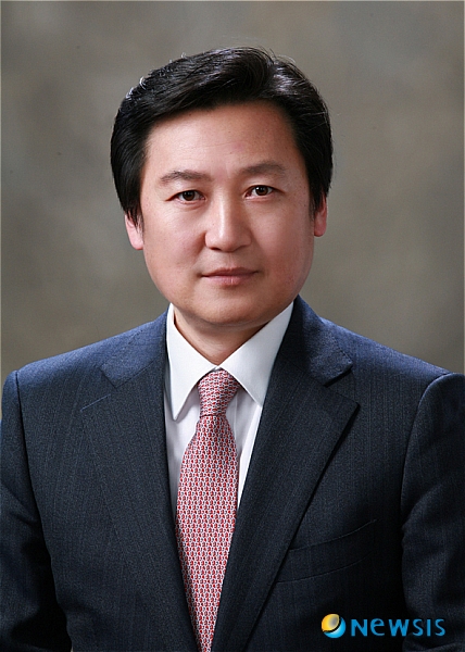 【서울=뉴시스】 한국석유관리원은 오는 12일 신임 이사장으로 강승철 전 한국전력 상임감사위원이 취임한다고 11일 밝혔다. (사진= 석유관리원 제공)&nbsp; photo@newsis.com