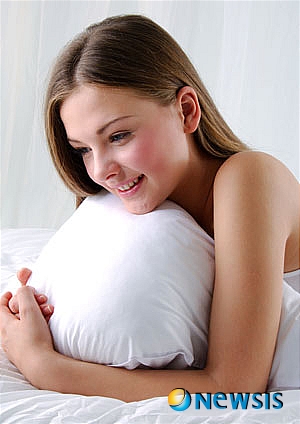 【서울=뉴시스】온라인뉴스팀 = 22일 월경전 증후군에 대해 연세마리앤 여성의원 이정주 원장의 도움말을 통해 알아봤다. <사진=연세마리앤 여성의원 제공> photo@newsis.com&nbsp; 