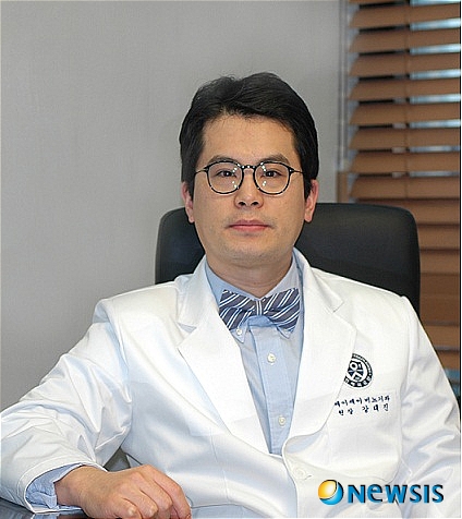 【서울=뉴시스】온라인뉴스팀 = 제이제이비뇨기과 강태진 원장.(사진=제이제이비뇨기과 제공)&nbsp; photo@newsis.com
