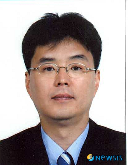 【서울=뉴시스】손대선 기자 = 서울시 사법정책보좌관에 보임된 김청현 전 인천지방검찰청 형사1부장검사. (사진=서울시 제공) phto@newsis.com