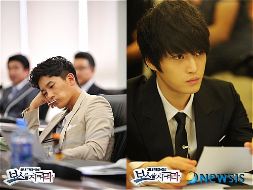 【서울=뉴시스】온라인뉴스팀 = 현재 방영되고 있는 SBS 수목드라마 '보스를 지켜라'의 지성(왼쪽)과 김재중. <사진=SBS 수목드라마 '보스를 지켜라' 홈페이지 캡쳐. BK동양성형외과 제공> photo@newsis.com 