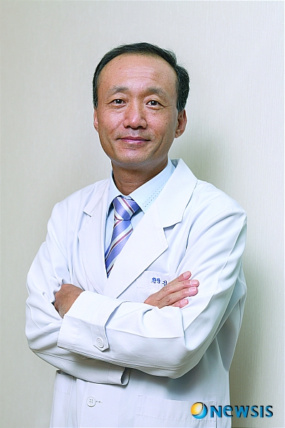【서울=뉴시스】유희연 기자 = 나라한의원 김석 원장은 16년간 한방다이어트를 고민하고 연구해왔다.(사진=나라한의원 제공) photo@newsis.com