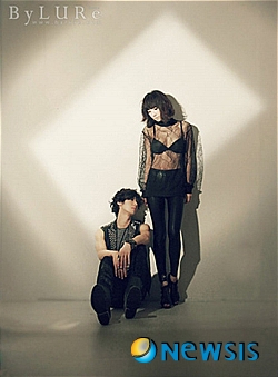 【서울=뉴시스】유희연 기자 = SBS 짝5기 여자1호였던 쇼핑몰CEO 박민희가 창작뮤지컬 무대의 메인 의상 담당으로 돌아왔다.(사진=바이루어 제공)&nbsp;&nbsp; photo@newsis.com