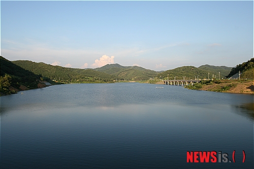【청양=뉴시스】이진영 기자 = 낚시인들의 대축제가 오는 20일 천혜의 자연경관을 자랑하는 충남 청양군 대치면 칠갑저수지에서 열린다고 11일 밝혔다.(사진= 청양군 제공)&nbsp; jin22666@newsis.com 