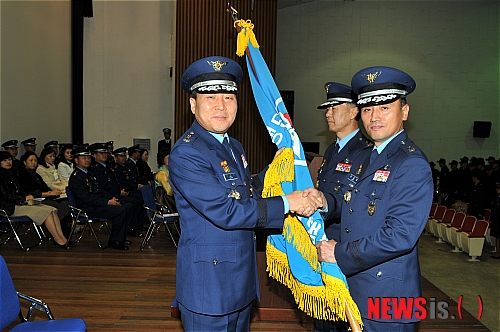 이창희 준장 공군18전투비행단장 취임