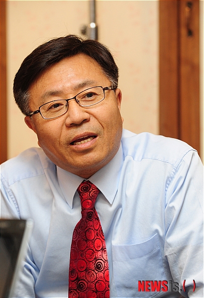 【서울=뉴시스】백영미 기자 = KBS 1TV 'TV문학관'이 부활한다. 2009년 12월30일 '사람의 아들'을 끝으로 막을 내린 지 약 2년 만이다. 