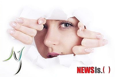 【서울=뉴시스헬스/뉴시스】 코성형은 뼈를 깎고 보형물을 사용해 수술이 진행되기 때문에 코성형 전문의에게 상담 및 수술을 받아야 한다. (사진=조앤신성형외과 제공) 조진성기자 cjs@newsishealth.com