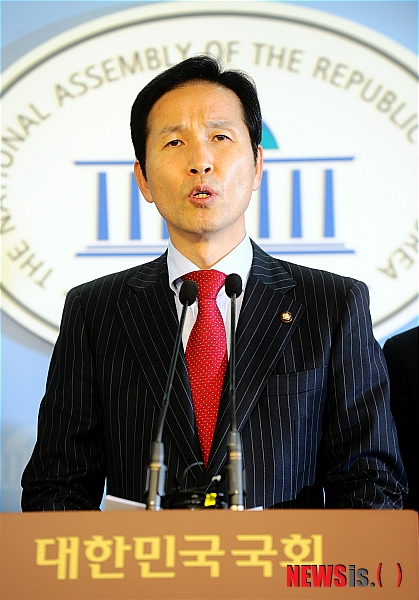 [수원=뉴시스] 우제창 전 의원. (사진=뉴시스DB) photo@newsis.com