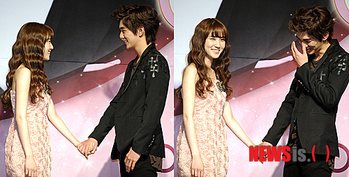 【서울=뉴시스】최동준 기자 = 배우 유승호(오른쪽)와 박은빈이 31일 오후 서울 강남구 라마다서울호텔에서 열린 'TV조선 '프로포즈대작전' 제작발표회'에서 포토타임 포즈를 취하고 있다.&nbsp; photocdj@newsis.com