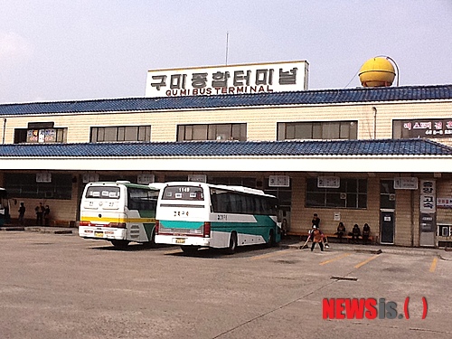 【구미=뉴시스】박홍식 기자 = 직원들의 불친절, 열악한 시설로 인해 이용객들로부터 원성을 사고 있는 경북 구미종합터미널.&nbsp;&nbsp;&nbsp; phs6431@newsis.com 