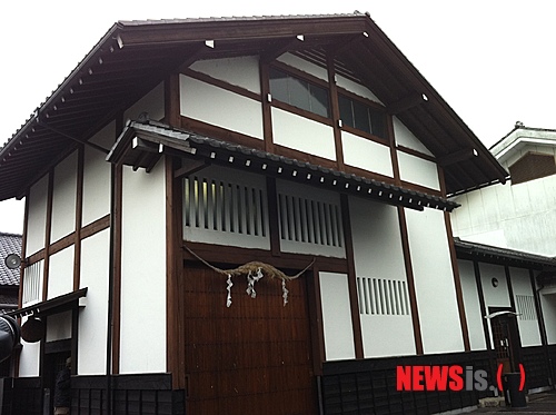 【이바라키(일본)=뉴시스】이예슬 기자 = 여행의 묘미는 뭐니뭐니해도 그 지역 특산물을 맛보는 재미다. 그 중에서도 여행지에서 마시는 술 한잔은 여행의 흥취를 더하는 데 제격이다. 술은 그 나라의 역사와 일상 문화를 알 수 있는 대표성을 지닌 식품이기도 하다.&nbsp; ashley85@newsis.com