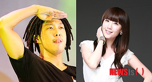 【고양=뉴시스】이예슬 기자 = 결혼을 앞둔 MBC TV 예능프로그램 '무한도전'의 '상꼬맹이' 하하(33)가 '속도위반'은 아니라고 강조했다.&nbsp; 하하는 15일 오후 경기 일산MBC드림센터에서 "나도 야한 짓을 하고 그럴 나이이지만, 사실 끝까지 가본 적은 없다. 신혼여행에서 격렬한 하루를 보낼 것"이라며 속도위반설을 부인했다.&nbsp; "내가 서른네살인데 자녀가 둘인 친구도 있고 이혼한 친구도 있다"며 "어제 기사가 나간 후 많은 분들은 멘붕이었지만 나는 결혼 적령기"라고 말하기도 했다.&nbsp; 예비신부인 가수 별(29·김고은)에 대해서는 "조신하고 귀엽고 청순한데 섹시하다. 무엇보다도 효심이 지극하다. 우리 부모에게 잘한다. 저런 여자라면 결혼할 수 있을 것 같았다"고 밝혔다.&nbsp; '융드옥정'이라는 별명으로 통하는 하하의 어머니 김옥정 여사는 예비며느리의 신실함에 반해 결혼을 적극 찬성한 것으로 알려졌다. 김 여사는 드림월드교회 담임목사다.&nbsp; 하하는 "(별은) 신앙심에 중점을 두고 사는 사람이다. 그게 가장 큰 매력인 것 같다"고 전했다.&nbsp; 한편 별은 15일 트위터에 "응원합니다. 멋진 사람이니까. 멋지게 안 해도 멋질 거라는 것 믿어요. 솔직한 사람이니까. 그게 제일 멋있다라는 것 아는 사람이니까"라며 하하에게 애정을 표했다.&nbsp; 하하와 별은 7년 전부터 동료로 알고 지내다 6개월 전 연인사이로 발전했다. 11월30일 결혼식을 올린다.&nbsp; ashley85@newsis.com&nbsp;&nbsp; 