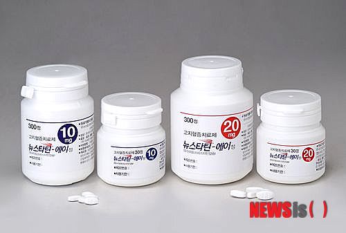 【서울=뉴시스헬스/뉴시스】 최근 삼진제약은 최근 아트로바스타틴(Atorvastatin) 성분의 고지혈증 치료제 뉴스타틴 에이(Neustatin-A.Tab)를 출시했다. (사진=삼진제약 제공) 최성훈 기자 cshoon@newsishealth.com