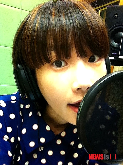 【서울=뉴시스】오제일 기자 = 영화배우 봉태규(32)와 이은(31)이 12년 만에 결별했다. 7일 봉태규의 소속사 키이스트에 따르면, 봉태규와 이은은 지난해 봄 2001년부터 이어온 연인 관계를 청산했다. 키이스트는 "오랜 시간 연인으로 지내다가 자연스럽게 헤어졌다. 최근에도 연락을 주고받으며 친구처럼 지내고 있다"고 전했다. 두 사람은 2001년 영화 '튜브'에 나란히 출연하며 애인사이로 발전했다. 이은은 최근 종합편성채널 채널A 수목드라마 '총각네 야채가게'에 출연했다. 봉태규는 탤런트 최강희(36)와 함께한 영화 '미나 문방구'의 개봉을 앞두고 있다. kafka@newsis.com