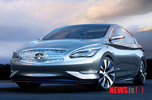 【서울=뉴시스】인피니티는 오는 28일 프레스데이를 시작으로 4월7일까지 개최되는 '2013 서울모터쇼'에서 고성능 럭셔리 전기차 'LE 콘셉트'를 아시아 최초로 공개한다고 21일 밝혔다.(사진=인피니티 제공)&nbsp; photo@newsis.com