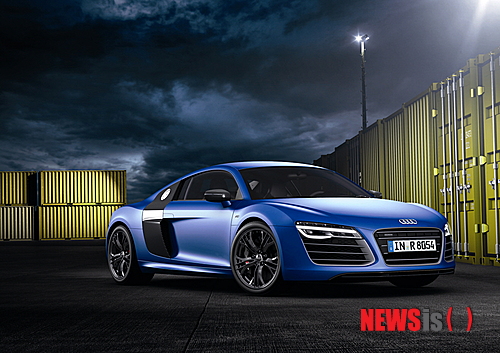 【서울=뉴시스】아우디 슈퍼카 R8 V10.(사진=아우디 코리아 제공)&nbsp; photo@newsis.com