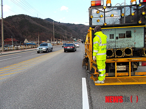 차선 도색 작업. 