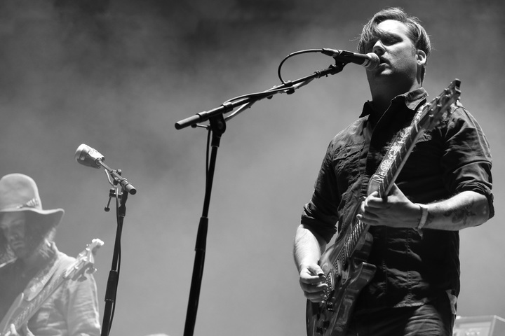 [서울=AP/뉴시스] 2013년 4월 미국 코첼라 밸리 뮤직 앤드 아츠 페스티벌에서 연주하는 '모디스트 마우스(Modest Mouse)' 