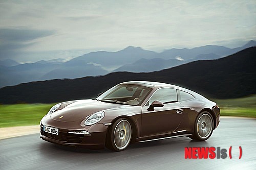첨부용//포르쉐 911 카레라 4S