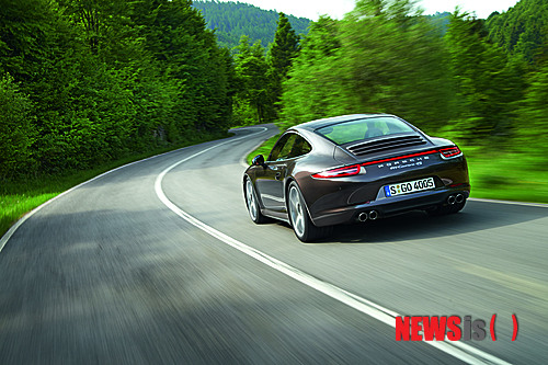 첨부용//포르쉐 911 카레라 4S