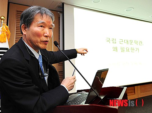 【서울=뉴시스】 임헌영 민족문제연구소장(사진=문화체육관광부 제공) photo@newsis.com