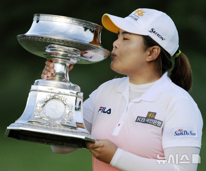 [핏츠포드=AP/뉴시스] 2013 KPMG 여자 PGA 챔피언십 우승 당시 박인비. 2013.06.09.