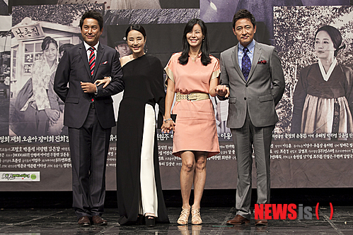 【서울=뉴시스】왼쪽부터 이종원·장미희·진희경·김병세