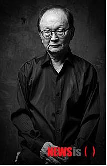 【서울=뉴시스】연극배우 김재건