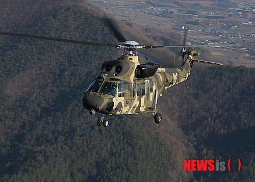 【서울=뉴시스】한국항공우주산업㈜(KAI)은 방위사업청과 약 1조7000억원 규모의 국산 기동헬기 수리온(KUH) 2차 양산 계약을 체결했다고 19일 밝혔다. 이번 계약에 따라 KAI는 2014년부터 수리온 2차 양산을 시작해 2017년 말까지 약 60여대를 납품할 예정이다.2013.12.19.(사진 = KAI 제공) photo@newsis.com