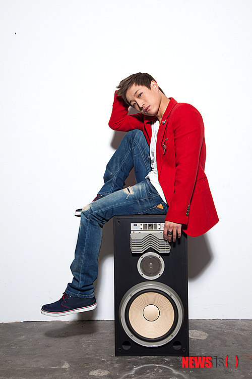 【서울=뉴시스】오제일 기자 = 록발라드가 전성기를 구가하던 1990년대 후반부터 2000년대 초반까지, 전국 노래방에서는 밴드 '스틸하트'의 '쉬스 건', 가수 김경호의 '나를 슬프게 하는 사람들' 등이 끊이지 않고 울렸다.&nbsp; kafka@newsis.com