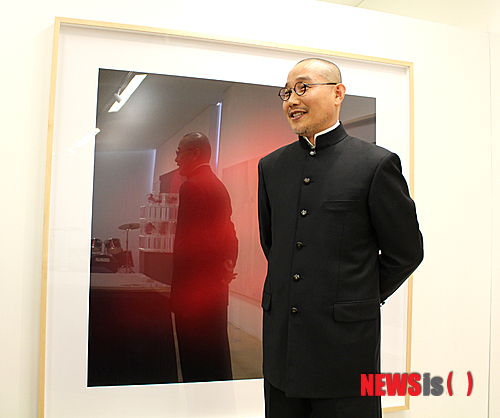 【서울=뉴시스】사진가 김아타