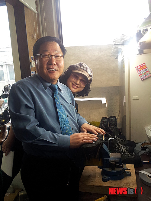 【서울=뉴시스】송림수제화 임명형·최갑선 부부