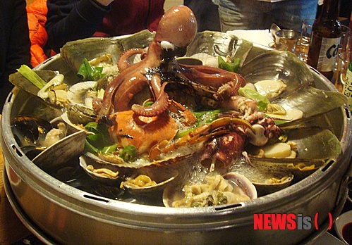 【부산=뉴시스】숙이네 조개전골