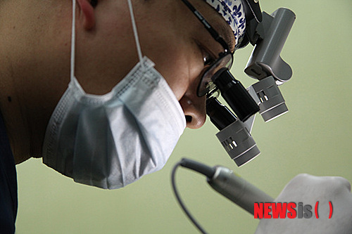 【서울=뉴시스】민기홍 기자 = 대량 모발이식. 2014.03.03. (사진=노블라인의원 제공)