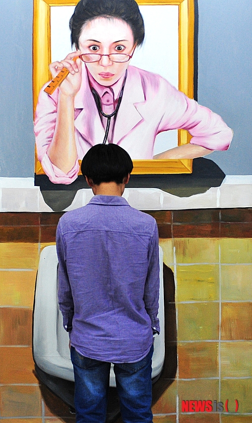 【서울=뉴시스】임승현 비뇨기과 전문의 = 문득 어떤 무모함에 대해 말하고 싶다.&nbsp; 병원을 찾아와 "이 약을 복용하면 성기가 커질 수 있나요?"라고 물어온 사람은 무척 어려보였다. 얼른 환자 진료카드를 보니 이제 막 스물을 조금 넘긴 젊은이였다.&nbsp; 임승현비뇨기과 원장