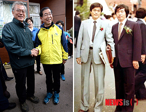 【서울=뉴시스】서재훈 기자 = 12일 박원순 서울시장이 문재인 의원과의 서울 남산 한양도성 성곽 산행을 앞두고 지난 1983년 사법연수원 수료식 당시 함께 찍은 사진을 공개했다.(오른쪽) 왼쪽 사진은 12일 오전 남산을 오르기 전 서울 동대입구 역 앞에서 만나 악수하는 모습. 2014.04.12. (사진=뉴시스DB, 박원순 시장 페이스북) photo@newsis.com