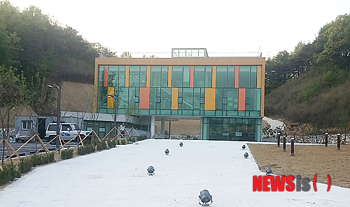 [안동=뉴시스] 안동출신으로 동요와 동화로 우리나라 어린이들의 우상인 소천 권태호 선생을 테마로한 '권태호 기념음악관'이 완공돼 오는 6월 개관한다. 2014.04.30 (사진= 안동시 제공) photo@newsis.com
