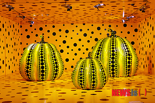 【서울=뉴시스】구사마 야요이 조각 '호박(Pumpkin)'