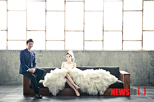 【서울=뉴시스】프로농구 창원 LG는 가드 김시래(25)가 25일 오후 1시 서울 르네상스 호텔에서 신부 이동주(24)씨와 결혼식을 올린다고 22일 밝혔다. (사진제공 = 창원 LG)