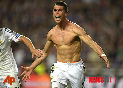Real's Cristiano Ronaldo, gestures, at the end of the Champions League final soccer match between Atletico Madrid and Real Madrid, at the Luz stadium, in Lisbon, Portugal, in Lisbon, Portugal, Saturday, May 24, 2014. (AP Photo/Manu Fernandez)