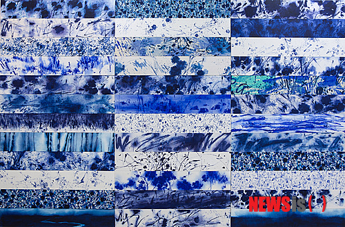 【서울=뉴시스】김선형 'GARDEN BLUE'(20×122㎝×36pcs, Mixed media on Hanji and cotton, 2012)