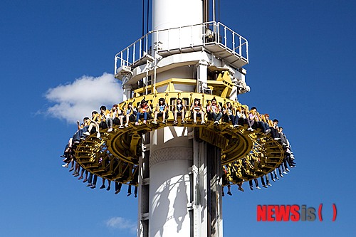 【서울=뉴시스】자이로 드롭