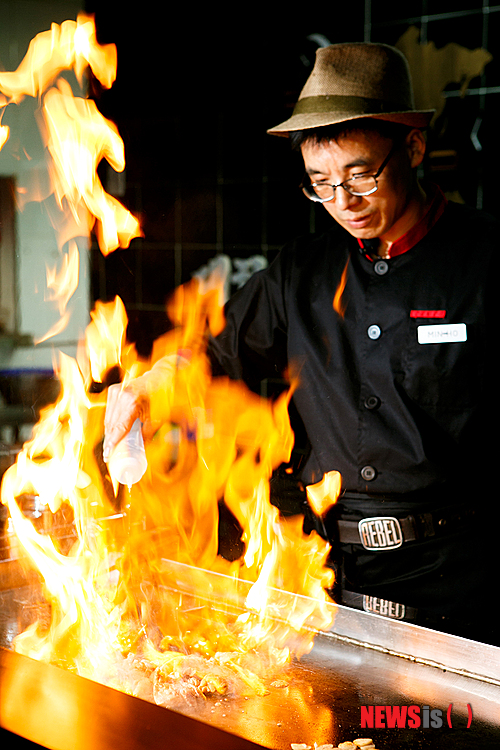 【서울=뉴시스】'대한민국 혼' 철판요리